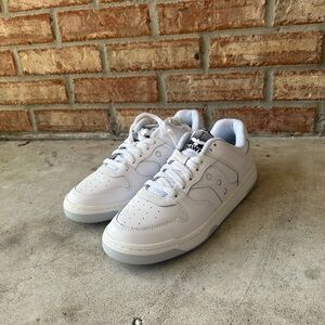 Saucony White Low-Top Men's Sneakers
